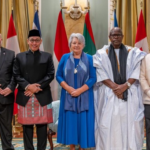 dubes-as-duduki-bak-gubernur-kolonial