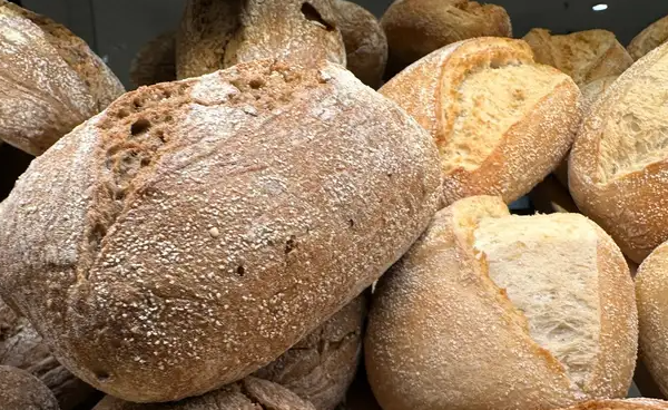 ditemukan-jejak-kimia-abadi-di-roti-dan-mie-di-eropa