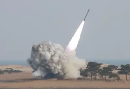 Korea Utara Uji Rudal Balistik ke Laut