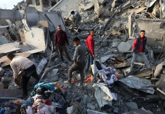 Gaza: Serangan Israel Tewaskan Puluhan Warga