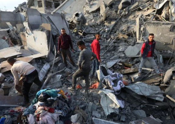 Gaza: Serangan Israel Tewaskan Puluhan Warga